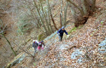 石裂山