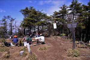 前袈裟丸山