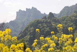 妙義山