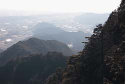 二股山