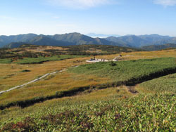 苗場山