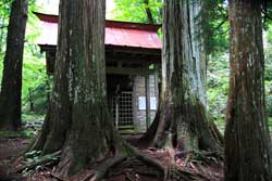 二岐山