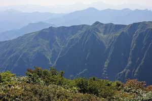 至仏山