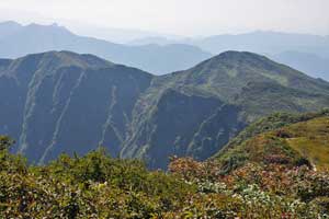 至仏山
