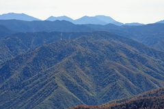 三ツ岩岳