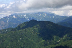 至仏山