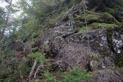 仲秋の釈迦ケ岳・中岳・西平岳を巡る