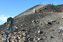 岩手山は岩手富士・南部片富士・巌鷲山とも呼ばれる東北の名峰